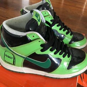 NIKE DUNKS HIGH 2007 HALLOWEEN EDITION